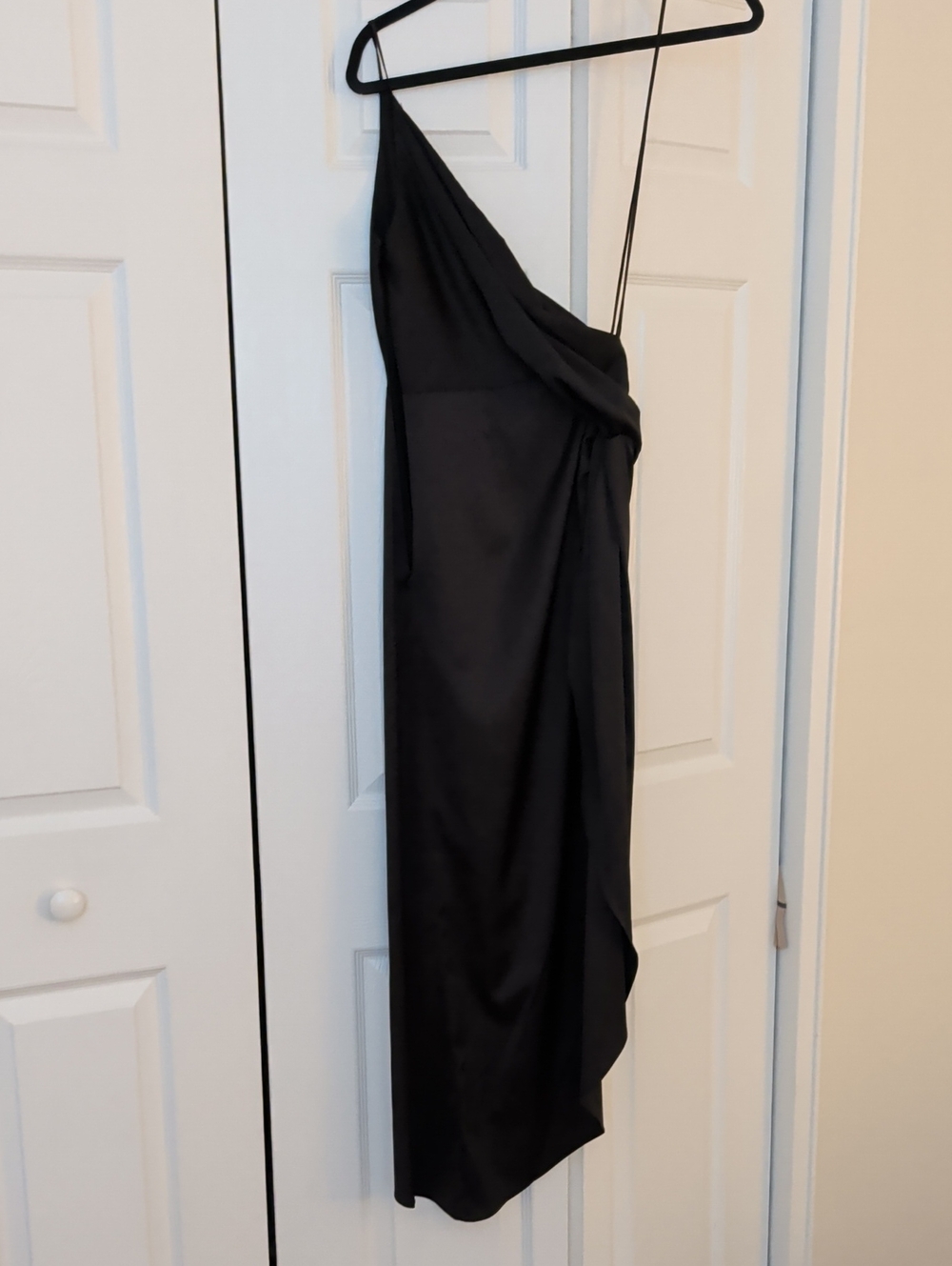 Aqua Black One-Shoulder Satin Gown
